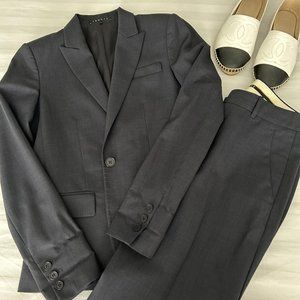 Theory Womens 2 piece suit (wool)